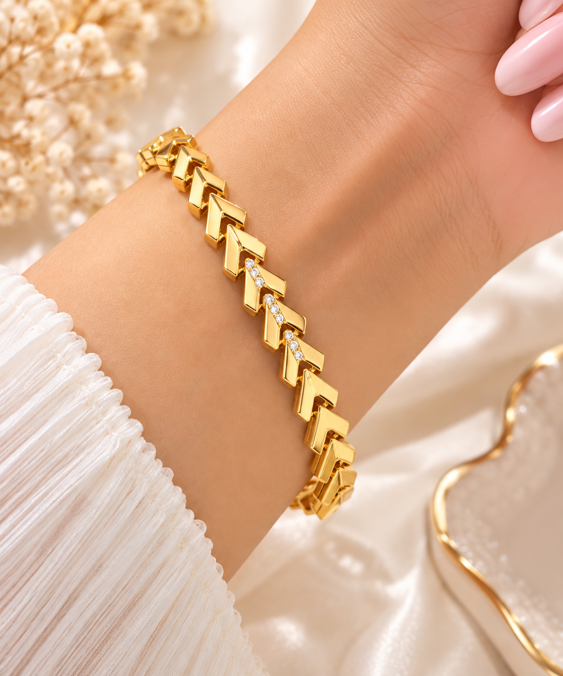 Golden Arrow Bracelet